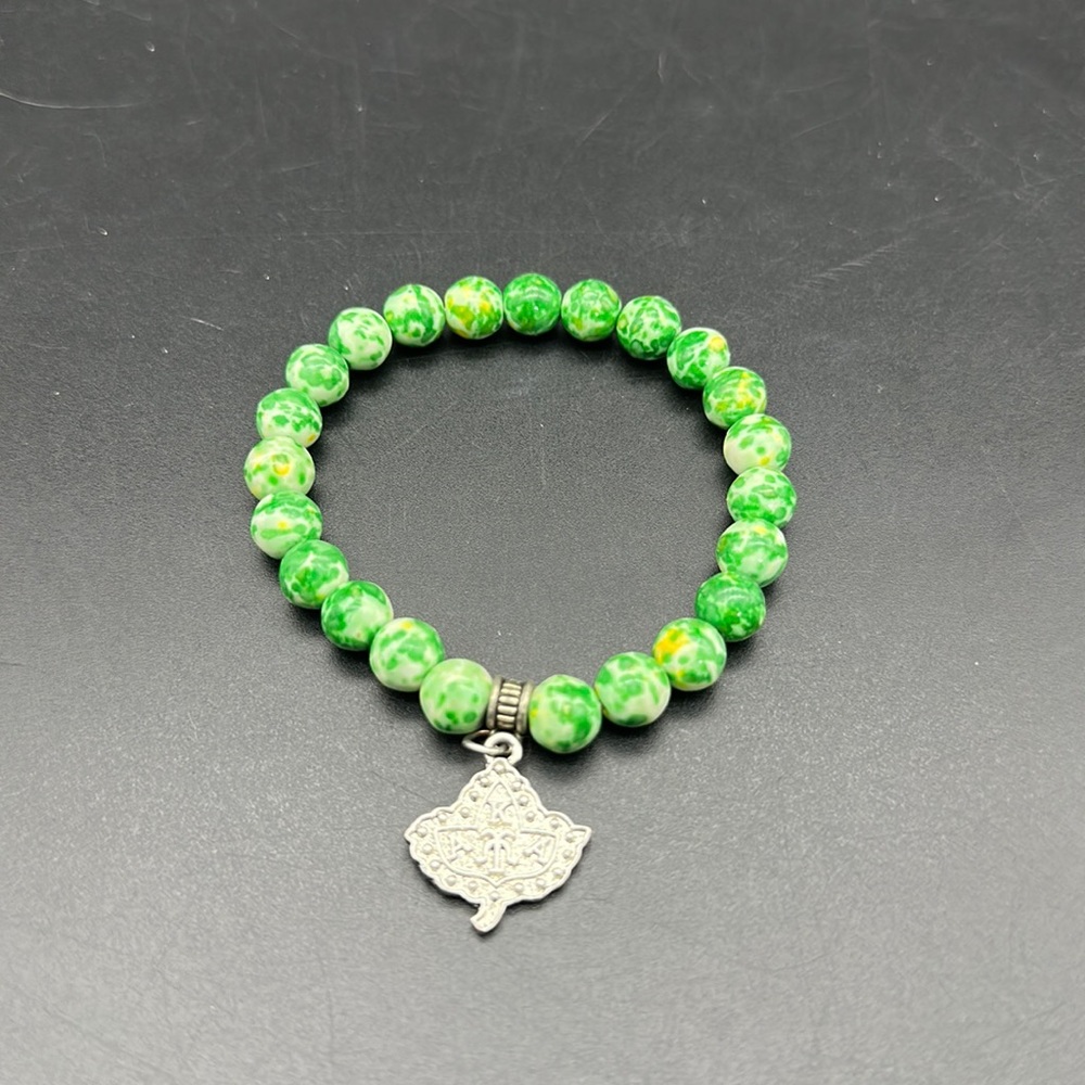 AKA - Alpha Kappa Alphaโ Sorority Beaded Bracelet